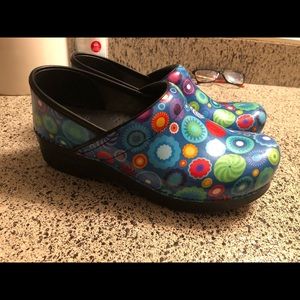 Danskos size 39